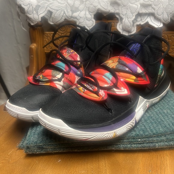Size 13, Kyrie 5’s, Chinese new year, LIKE NEW!!! No box. - Picture 2 of 4
